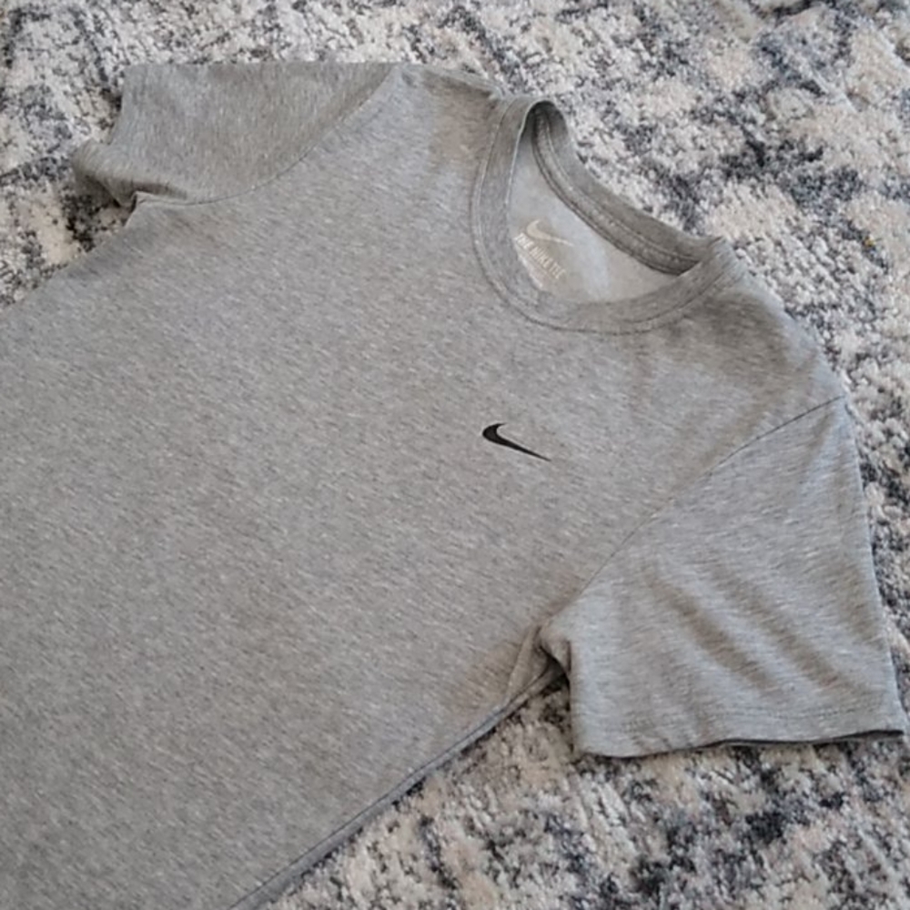 The Nike Tee